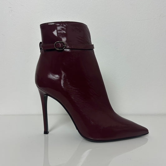 Scarpa con tacco bordeaux