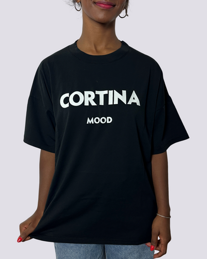 T-shirt over Cortina