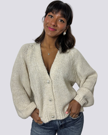 Cardigan con bottoni in perla burro